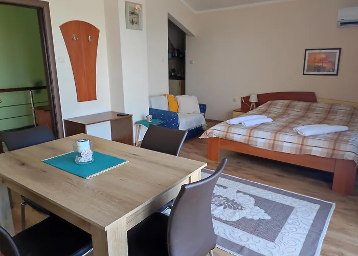 с уникална панорама *